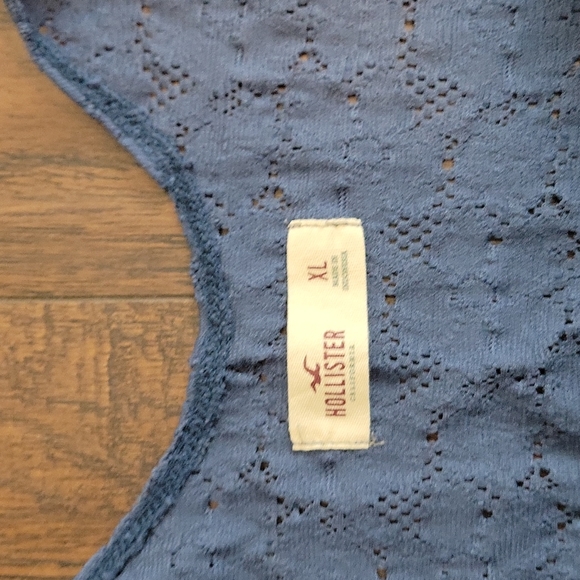 Lace top Hollister size XL - Picture 2 of 5